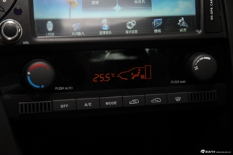 2014款爱腾2.3L四驱自动豪华汽油版