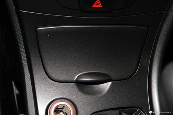 2013款传祺GA3 1.6L手动精英版