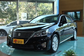 2012款皇冠V6 2.5L Royal Saloon