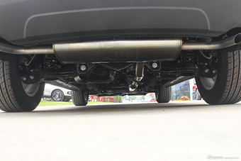 2015款众泰T600 1.5T手动豪华型