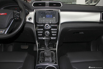 2015款哈弗H2 1.5T自动两驱尊贵版