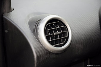 2012款比亚迪F0实拍