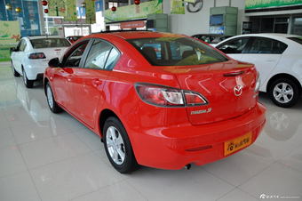 2013款马自达3星骋三厢1.6L自动精英型