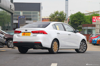 2015款起亚K4 1.8L自动DLX Special