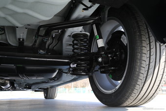 2016款艾瑞泽5 1.5L手动领臻版