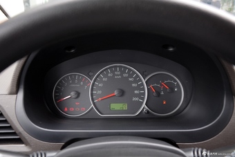 2015款五菱宏光S 1.5L基本型 国V