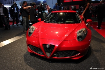 阿尔法罗密欧4C