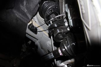 2013款东风雪铁龙C5到店实拍