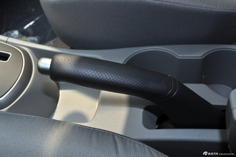 2014款瑞纳1.4L手动时尚型 迎春黄