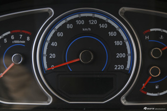 2015款海马S7 1.8T自动改款纵驰型