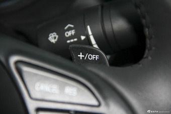 2015款阿特兹2.5L自动蓝天运动版