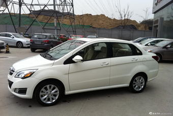 2013款北京汽车E系列三厢