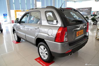 2013款狮跑2.0L GL自动两驱版