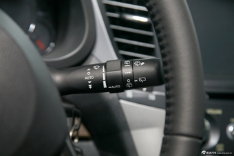 2014款傲虎 2.5i雅尚精英版