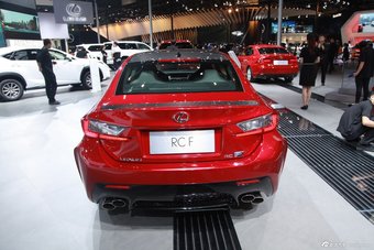 雷克萨斯RC F