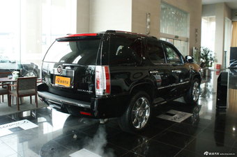 2010款凯雷德Escalade