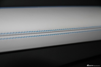 2014款宝马i8 1.5T标准版