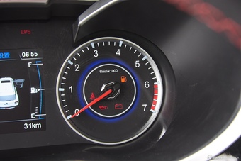 2015款中华V3 1.5L自动精英型