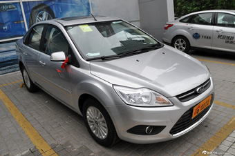 2013款福克斯三厢经典