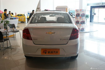 2012款新赛欧三厢