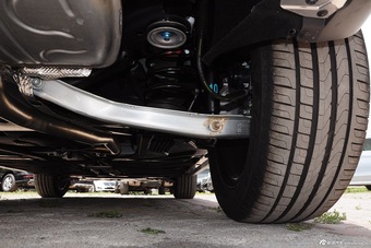 2015款奔驰GLA200时尚型