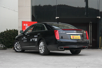 2015款凯迪拉克XTS 2.0T自动28T豪华型