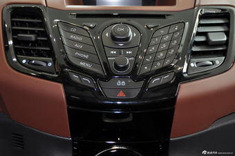 2013款嘉年华两厢