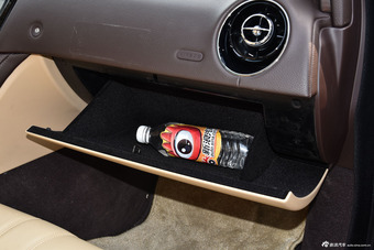 2015款捷豹XJL 3.0 SC典雅商务80周年典藏版