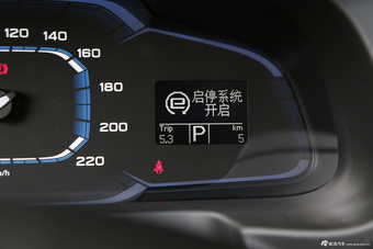 2015款荣威360 1.4T自动尊享版