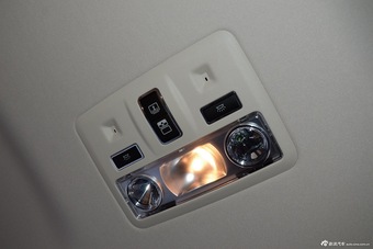 2016款捷豹XJL 3.0L自动SC四驱全景商务版