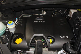 2015款众泰T600 1.5T手动精英型