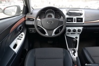 2016款YARiS L致炫1.5L自动劲速天窗版