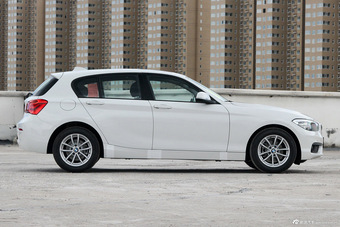 2015款宝马1系118i领先型