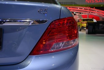 2015上海车展：比亚迪e5