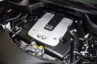 2013款英菲尼迪FX实拍