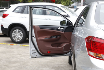 2015款速锐1.5L自动豪华型