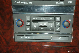 2010款凯雷德Escalade