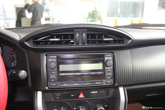 2013款丰田86 2.0L豪华自动版