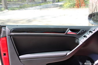 2013款高尔夫GIT敞篷版