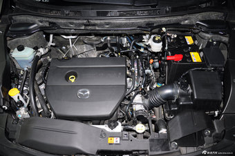 2013款马自达8 2.5L自动尊贵版