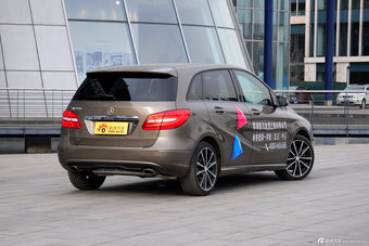 2012款奔驰B级实拍