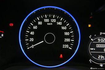 2016款缤智1.8L CVT两驱先锋型