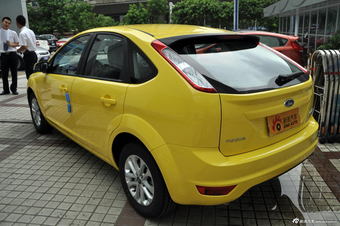 2013款福克斯两厢经典