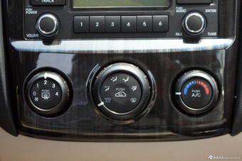 2013款狮跑2.0L GL自动两驱版