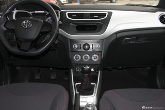 2015款中华V3 1.5L手动舒适型