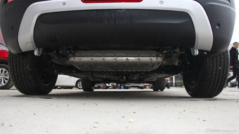 2015款中华V3 1.5T自动精英型