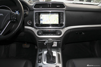 2015款哈弗H6 Coupe 2.0T自动两驱尊贵型