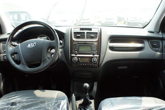 2013款狮跑2.0L GLS手动两驱版