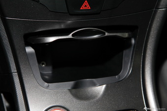 2013款传祺GA3 1.6L手动精英版