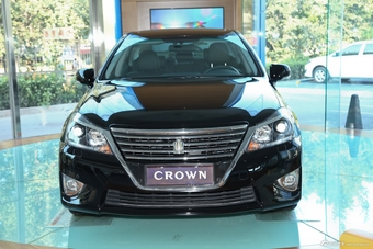 2012款皇冠V6 2.5L Royal Saloon